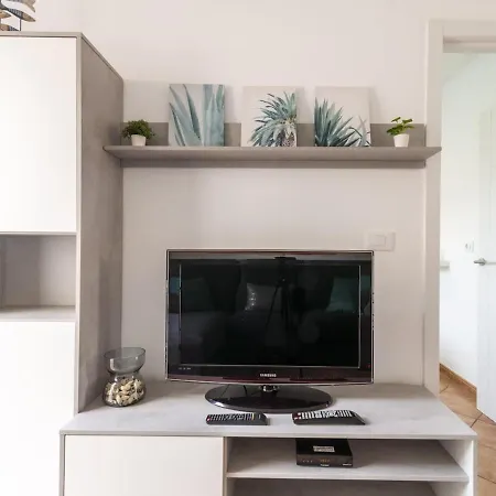 Lightbooking Tenesor Apartment